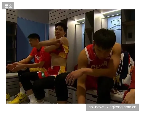 球星豪掷巨资庆祝队友，更衣室暖心一幕